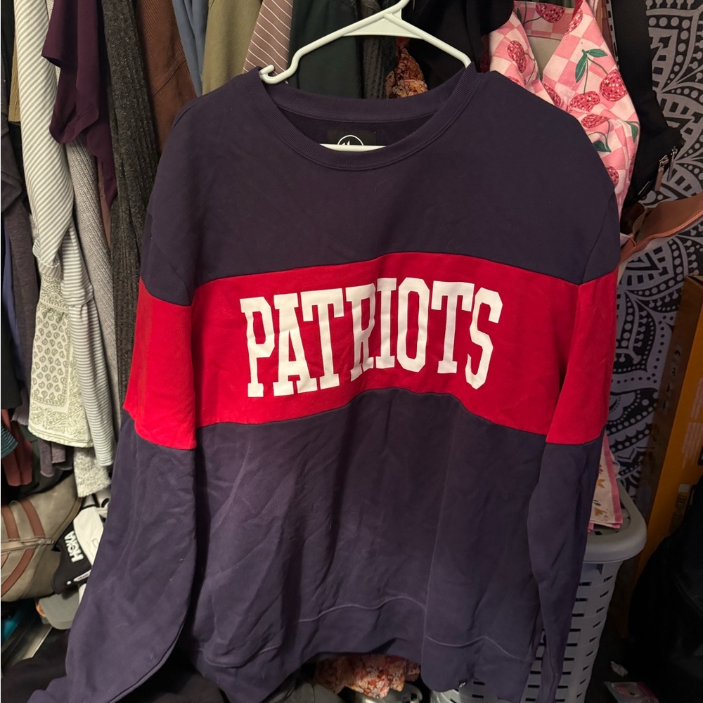 Men's New England Patriots Navy Interstate Crew Sweatshirt